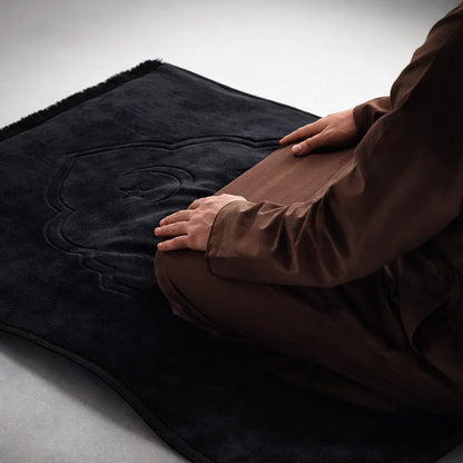 Dar As-Salah – Ergonomic Prayer Mat
